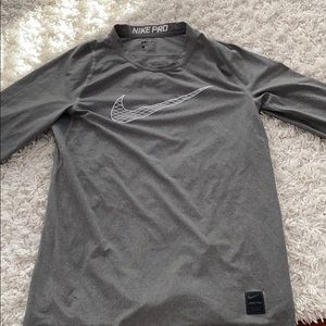 boys nike long sleeve shirt